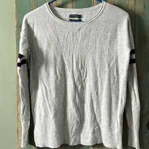 American Eagle Outfitters women’s XS long sleeve shirt